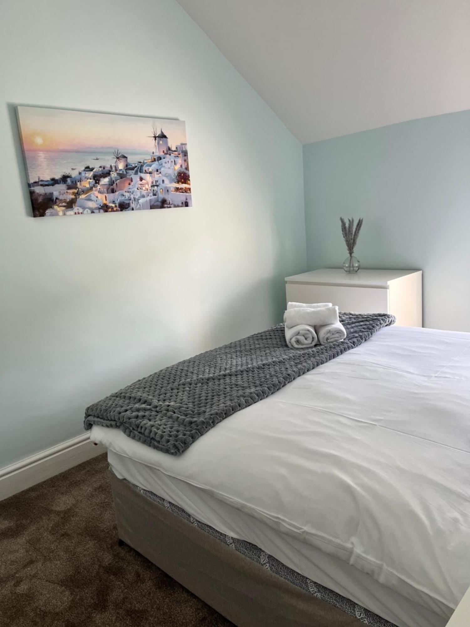 Дом отдыха 4 Bedroom, Sleeps 8, 30 Seconds From Beach, Games Table Мумблес